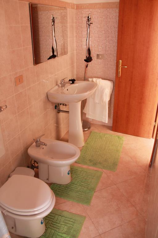 Altea Bed and Breakfast Pescara Rum bild